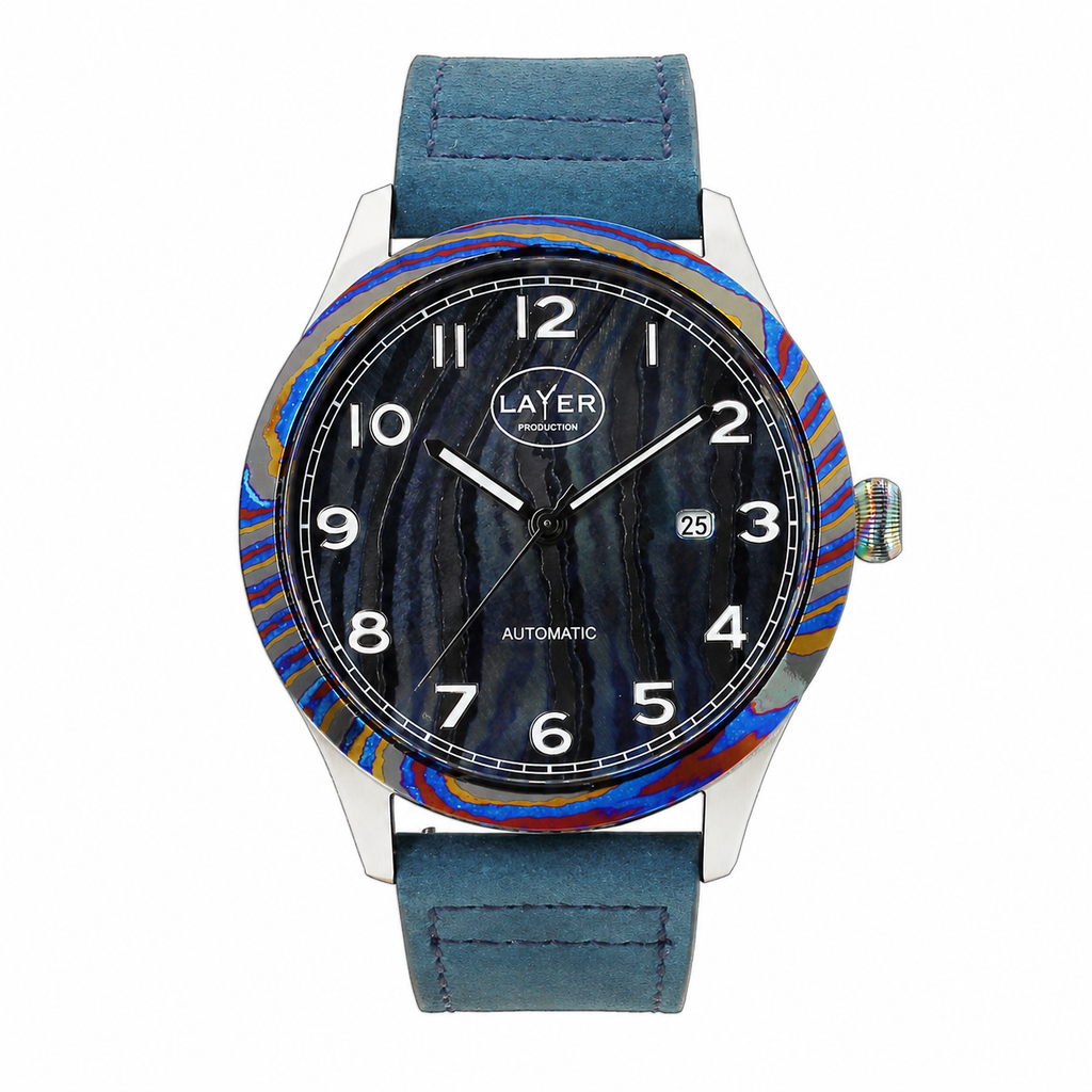 Montre automatique Mokuti titane damassé LAYER Production LWPMO - vue de face du cadran bleu et violet